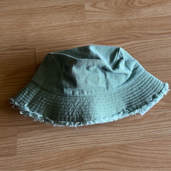 NWT Forever 21 Light Blue 100% Cotton Bucket Hat - Picture 1 of 6
